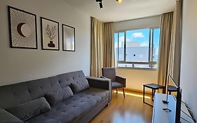 Apartamento Moderno com Vista em Excelente Localização